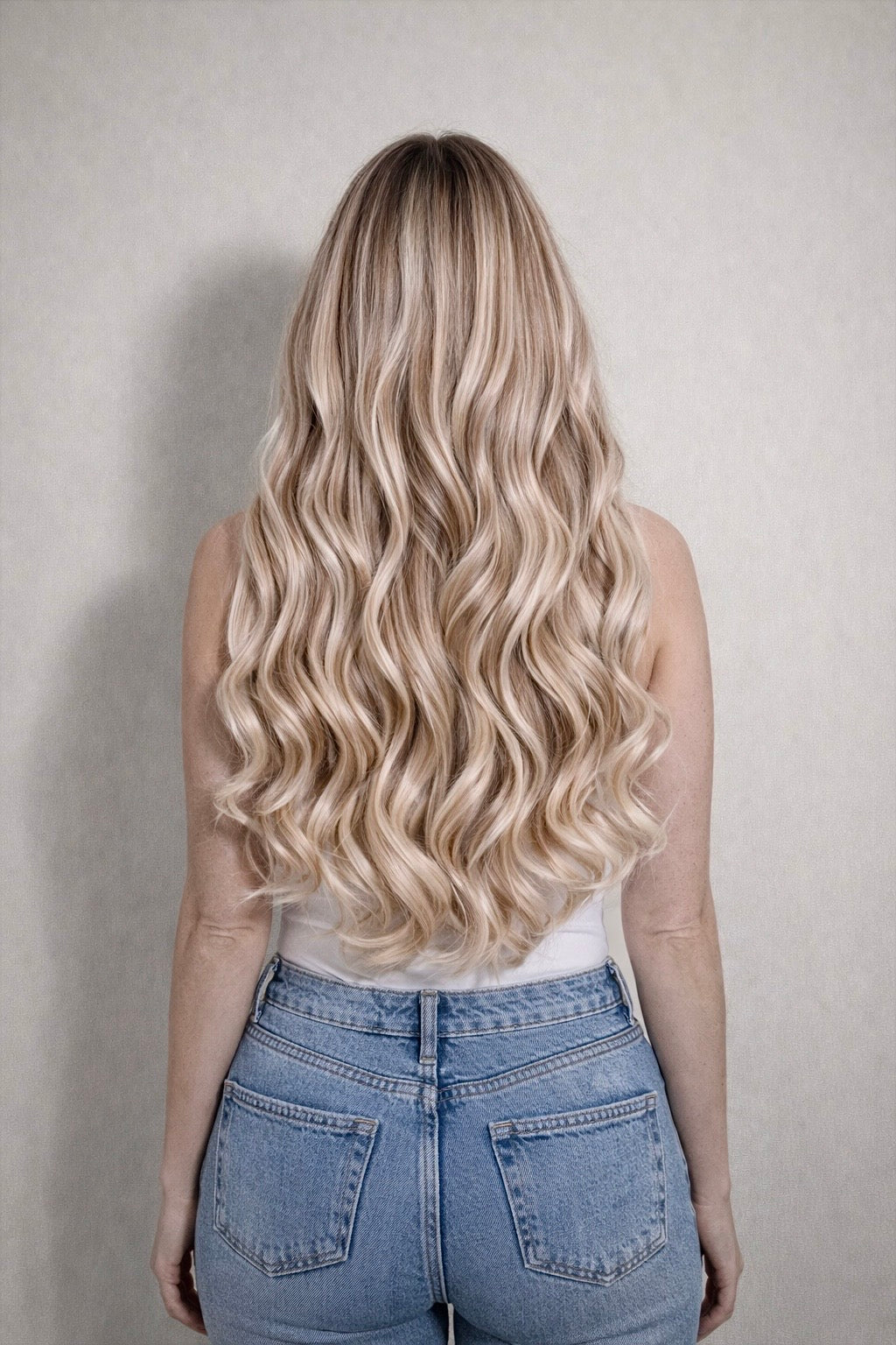 Human Hair Extensions. Rooted Mixed Pearl #B18/1004