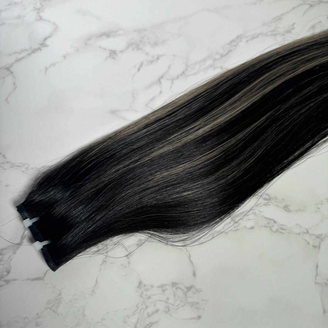 Human Hair Extensions. Creamy Americano - Khloe #T1B-1b/6.2